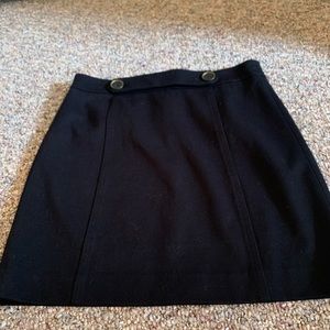 Black loft skirt